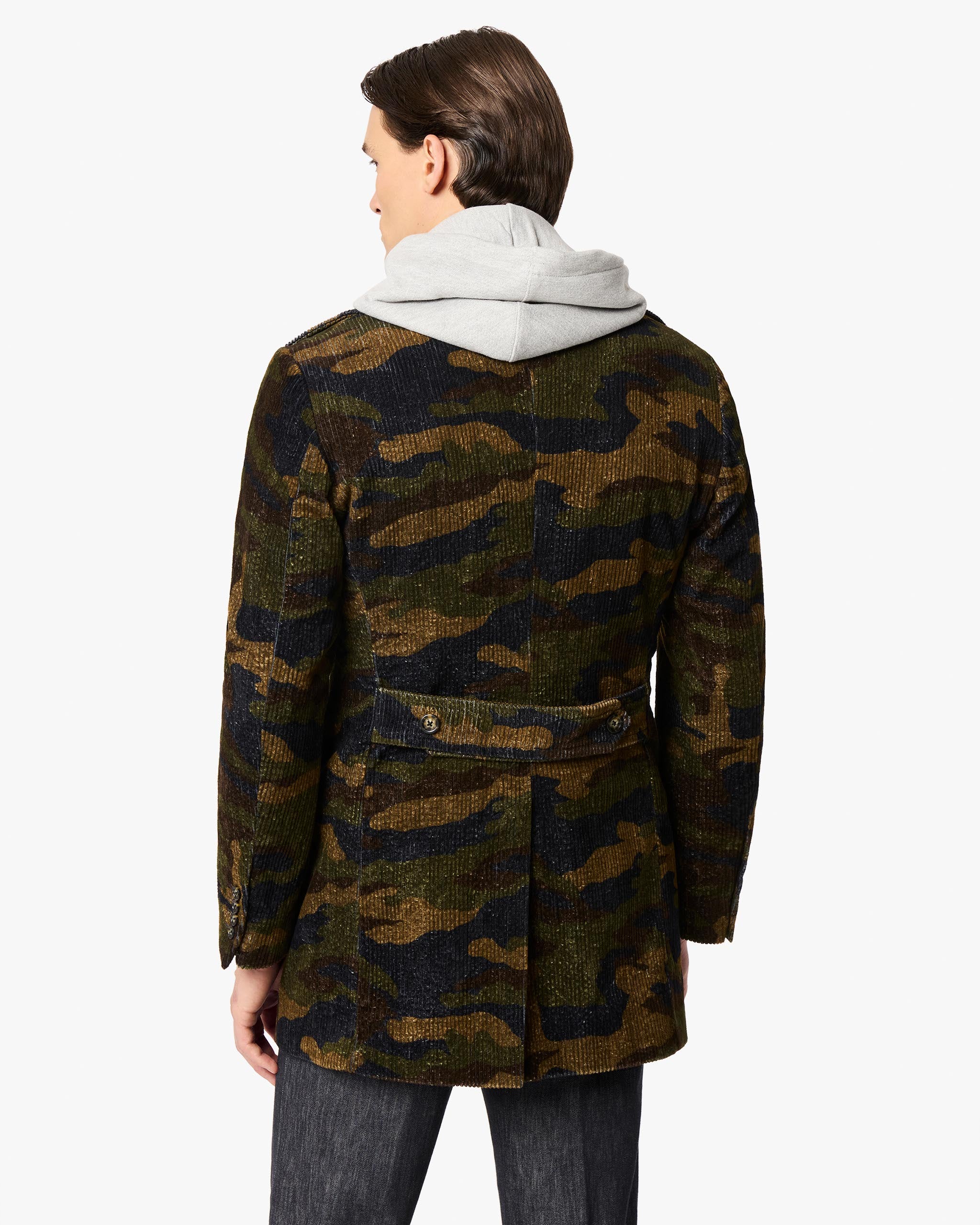 Coats & Jackets